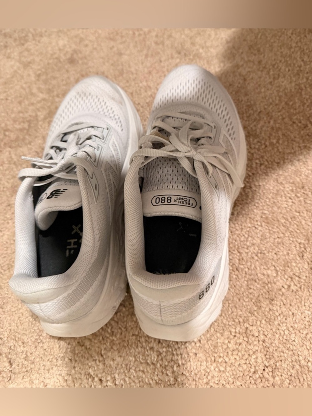Women’s White 880 Fresh Foam Running Shoes